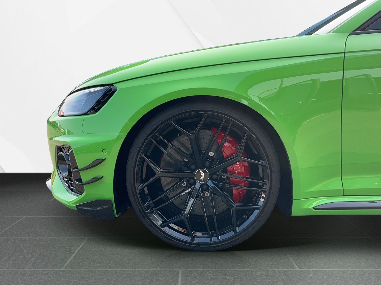 Breitensport – Das etwas andere Audi RS4 Tuning: Einzigartige Audi